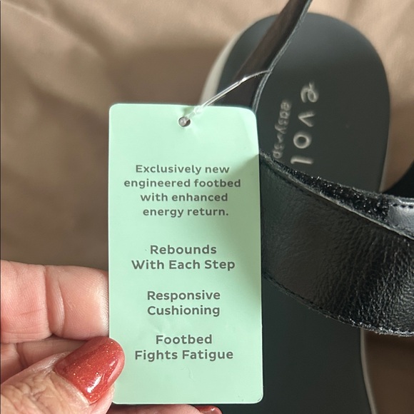 Easy Spirit Black Women's Sandals - Picture 3 of 5